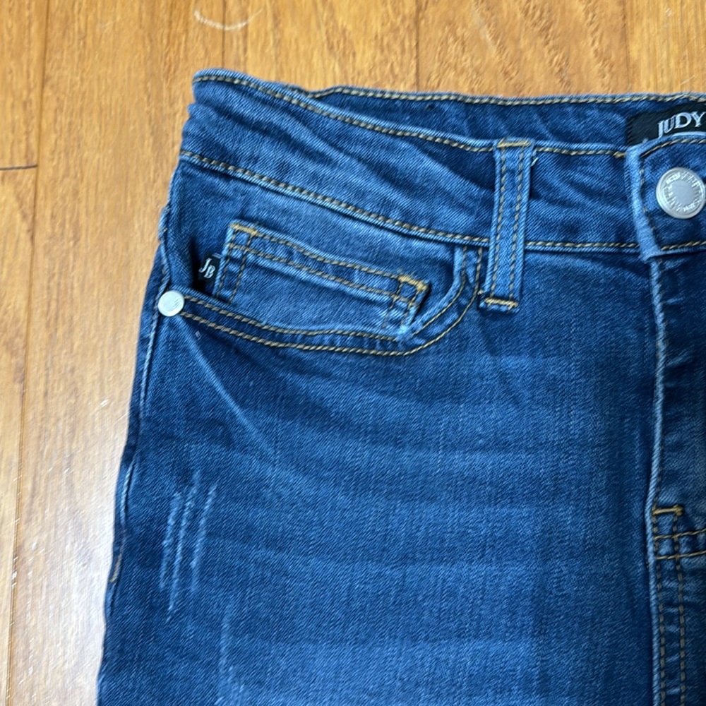 Judy Blum Distressed Jeans Size 28 View 3